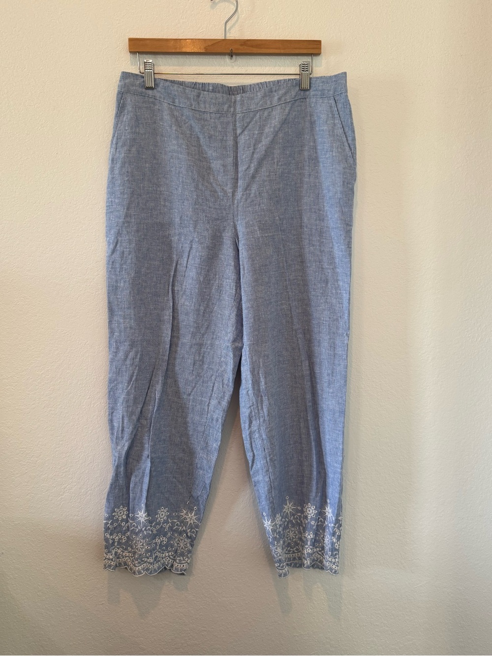 Chico's Pismo Beach Blue Stripe Embroidered Eyelet Ankle Pants Linen Blend
